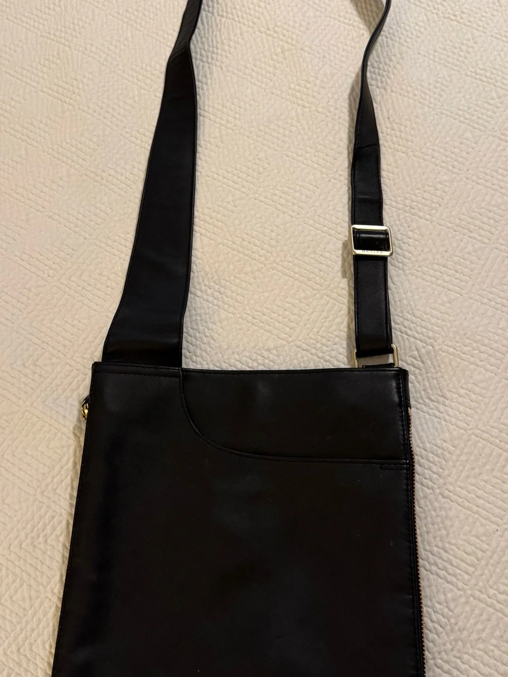 Radley London Crossbody Messenger Bag - Sleek Everyday Carry